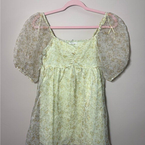 Yellow Floral Sheer Top with Puff Sleeves - Picture 2 of 4